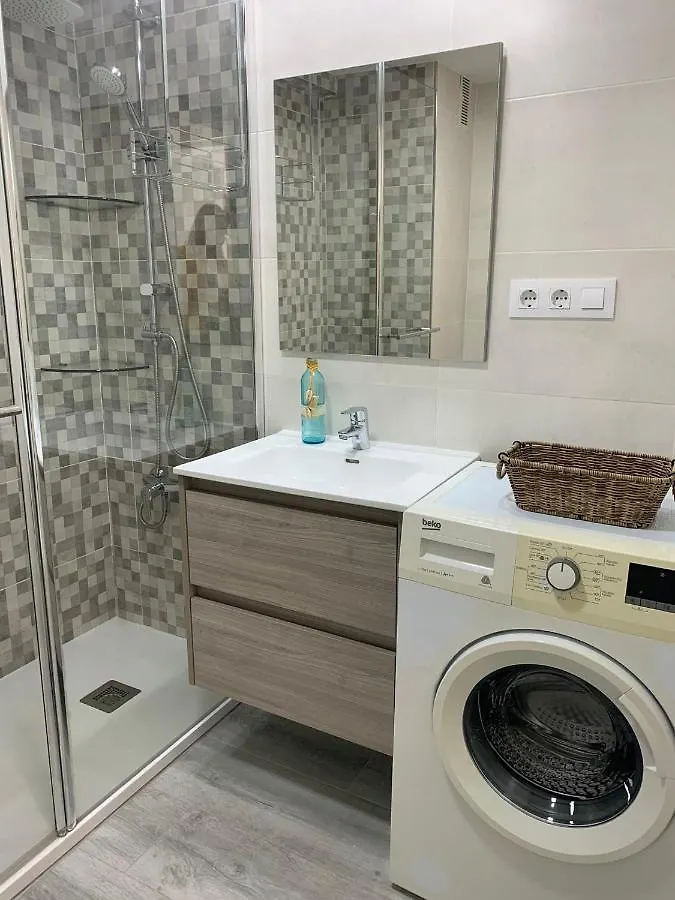 Almansa Shoping & Balcony 3 Bedrooms City Center مالقة